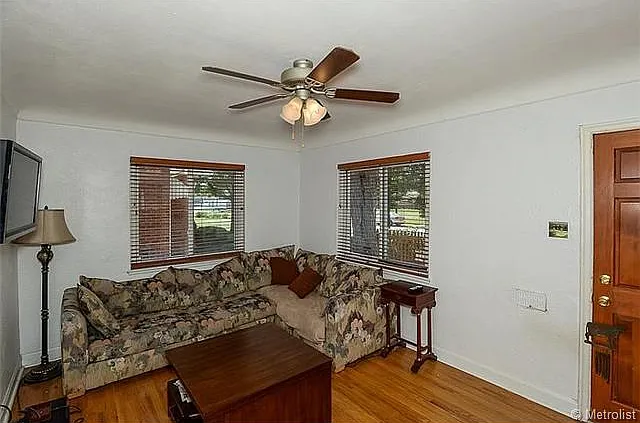 1560 Spruce St — Photo 7
