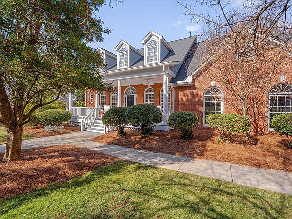 4th image of 101 Hogan Woods Cir