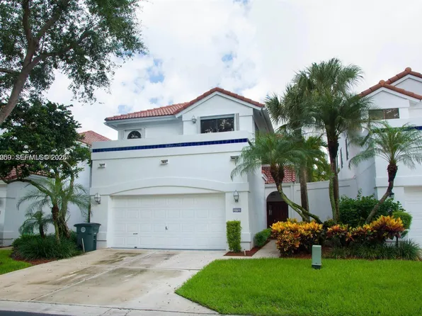 21722 Cromwell Cir, Boca Raton, FL 33486