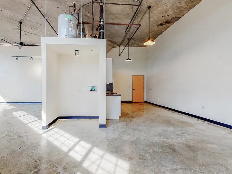 Reynolds Lofts — Photo 44
