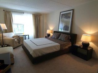 300 Bulfinch Dr #2, Andover, MA 01810