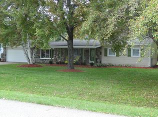 50715 Cedargrove Rd, Shelby Township, MI 48317