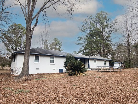 3rd image of 7380 Macon Rd