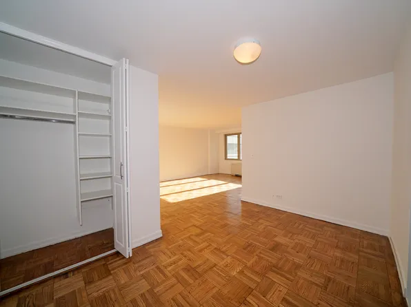 444 East 82nd Street image 3 of 5