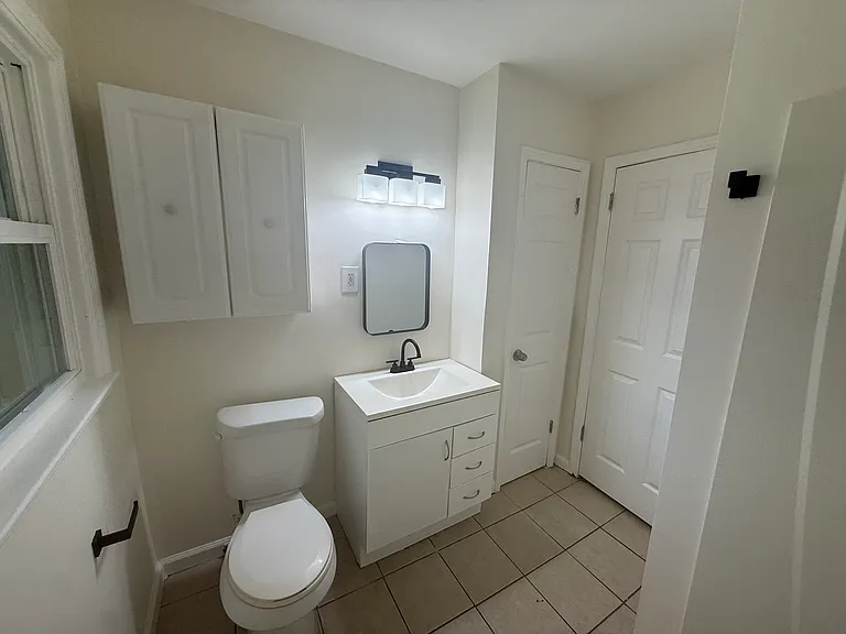1321 Snapfinger Rd — Photo 12