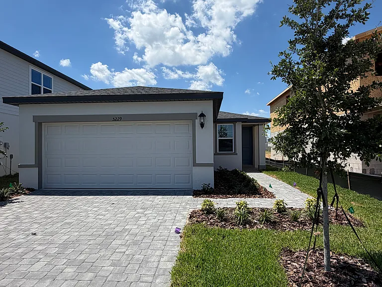 5229 Native Mile Loop — Photo 1
