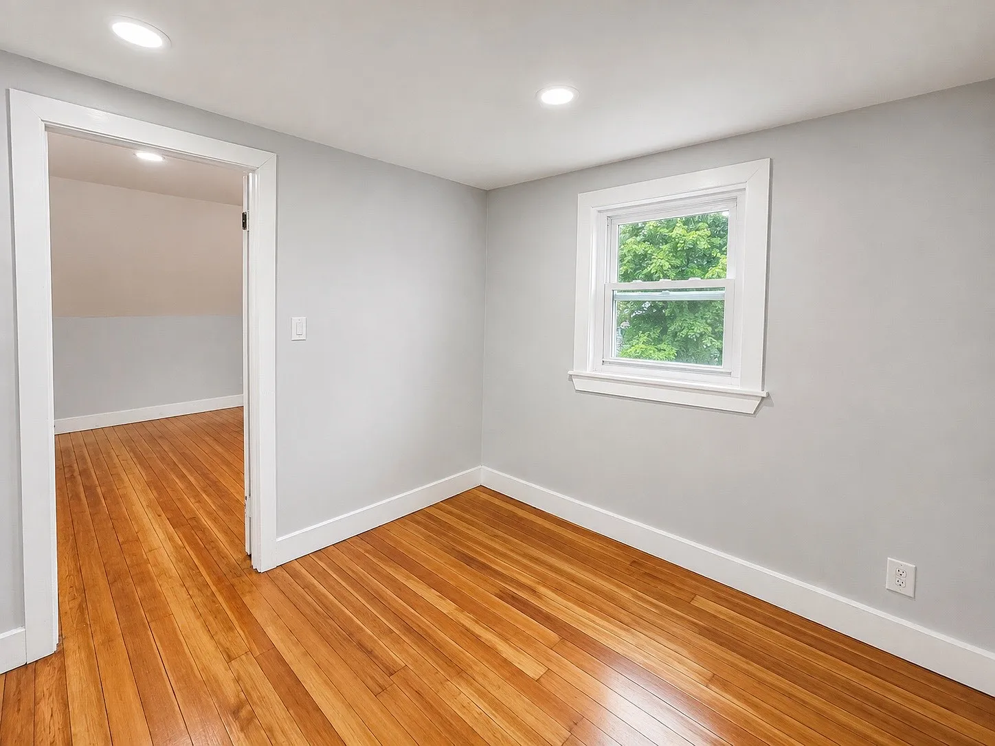 2 bed, 970 sqft, $2,700 — Photo 4