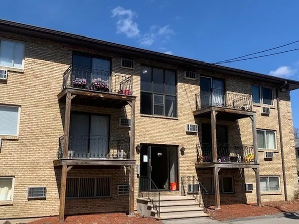 351 Pawtucket Blvd Unit 3, Lowell, MA 01854