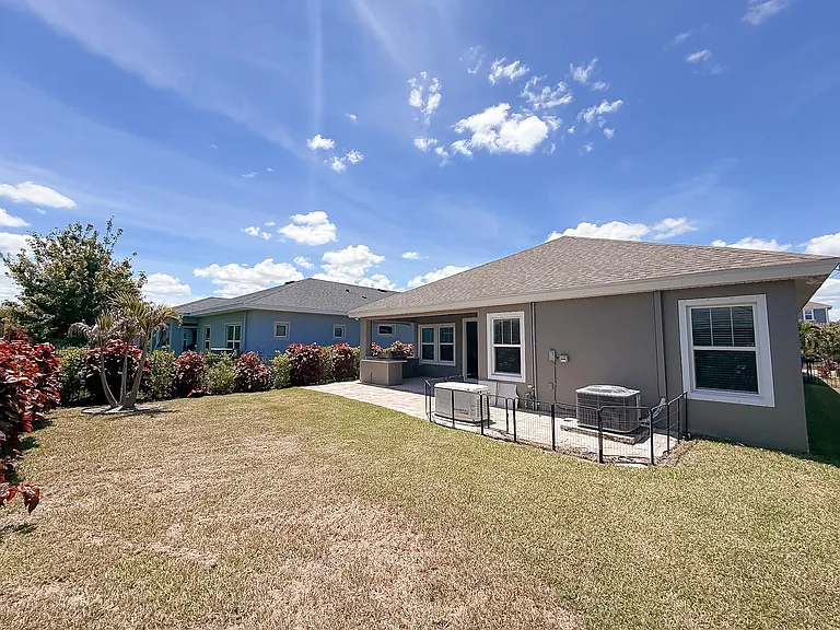 5723 Silver Sun Dr — Photo 39