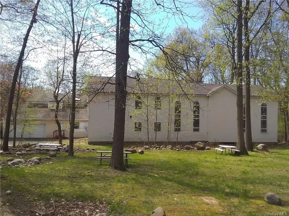 66 Highview Rd, Monsey, NY 10952