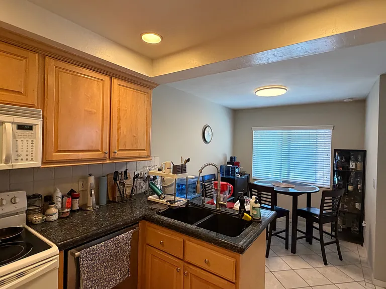 9575 Easter Way #6 — Photo 8