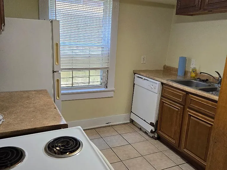 5448 Burgundy St #5448 — Photo 3