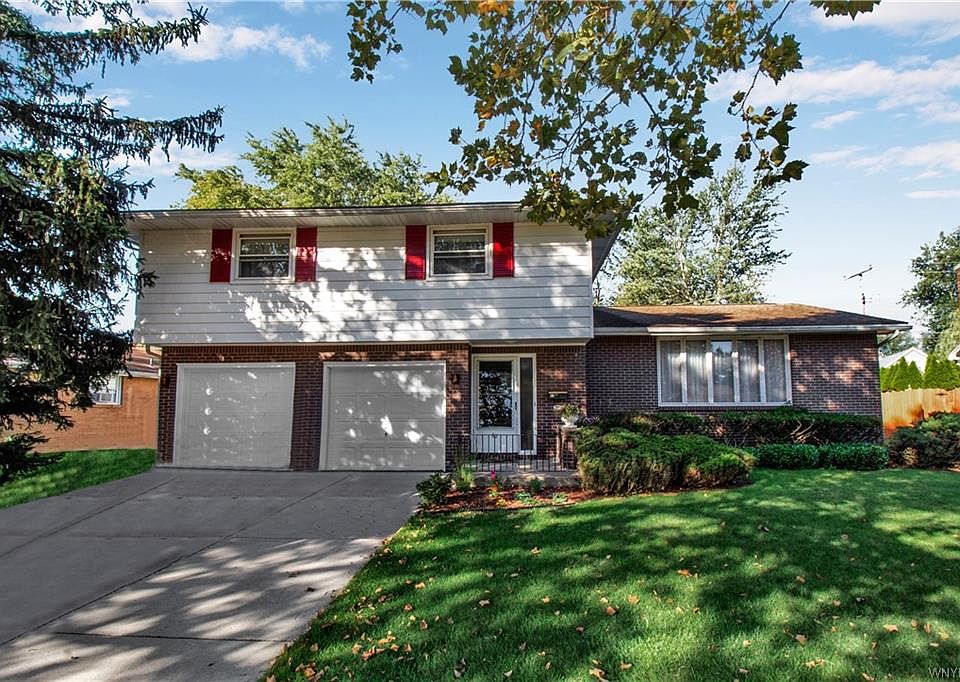 1st image of 62 Willow Dr