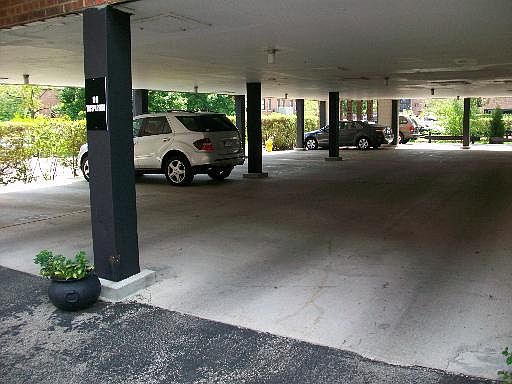4th image of 9395 Landings Ln #505-DES