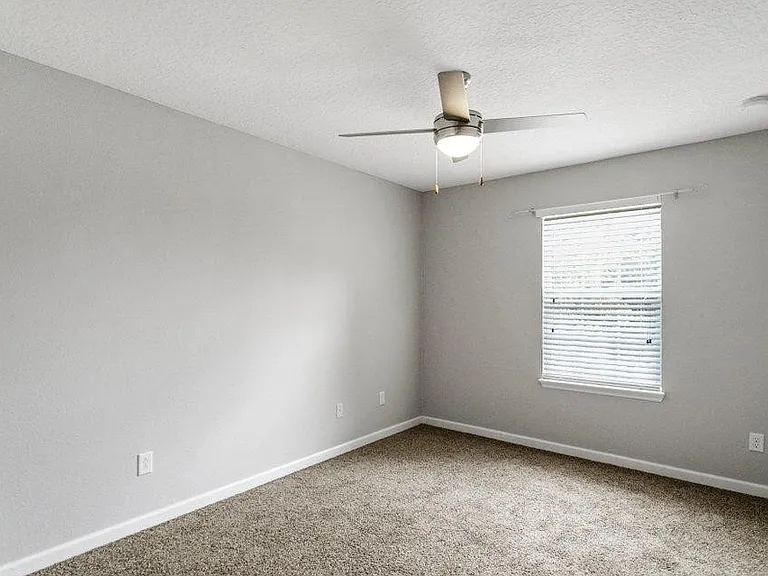 894 Quiet Stone Ln — Photo 27