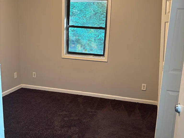 1386 Williamsburg Ln — Photo 31