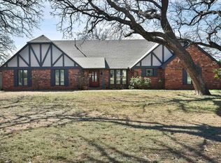 2102 Stoneridge Ln, Duncan, OK 73533