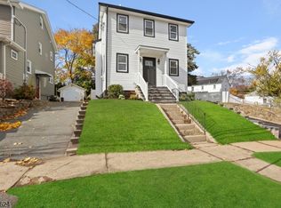 68 Bell St, Bloomfield, NJ 07003