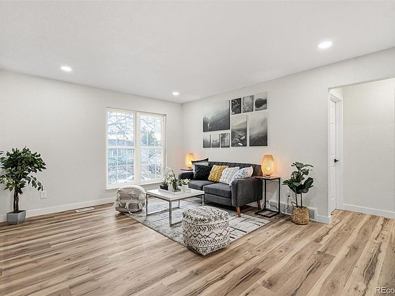4th image of 1476 S Olathe Way