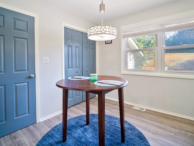 2515 Thornton Rd — Photo 10