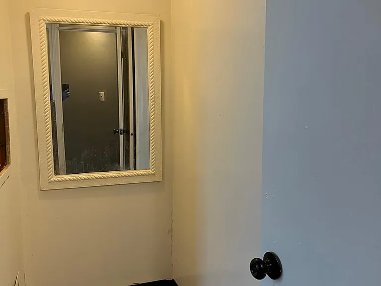 1 Stratman St — Photo 5