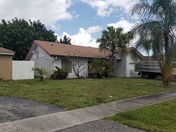 2nd image of 7417 SW 14th Ct