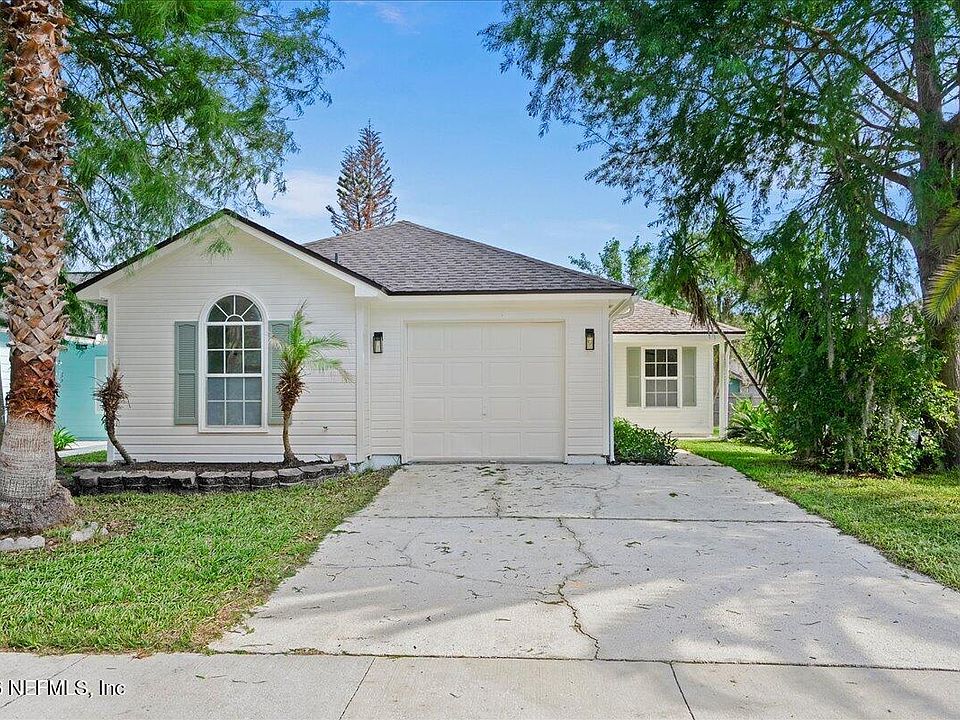 1st image of 909 GAVAGAN Road