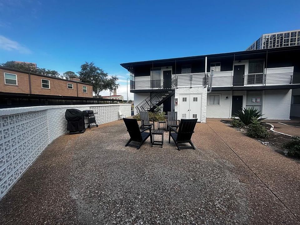 1st image of 5123 Del Monte Dr APT 4