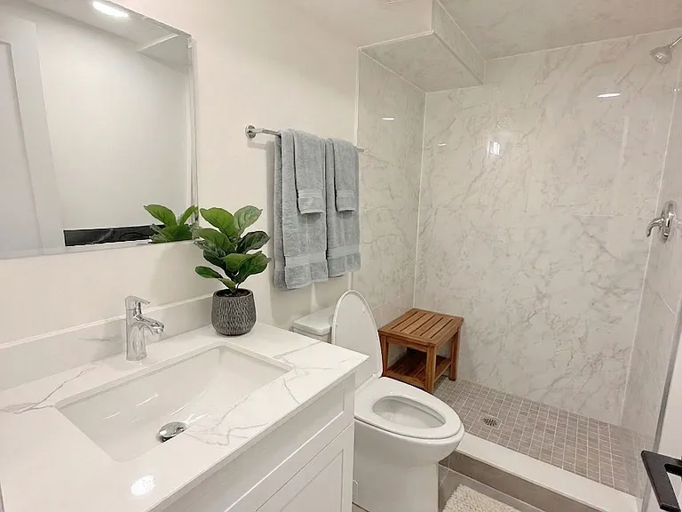 19 Arrowsmith Ave #1B — Photo 13