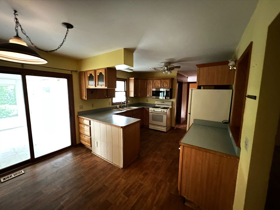 (Undisclosed Address), Sandwich, IL 60548 Zillow