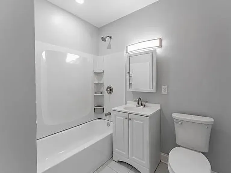 3408 W Carroll Ave #2W — Photo 12