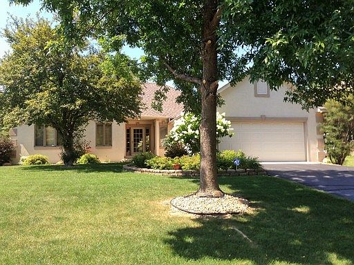 1st image of 10728 Cambridge Ct