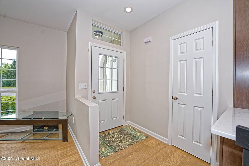 4th image of 614 Apex Lane