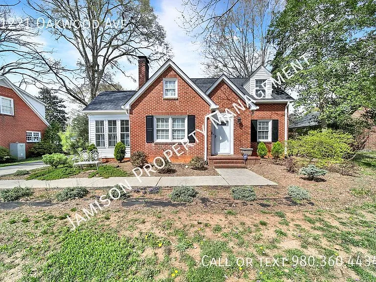 1221 Oakwood Ave — Photo 29