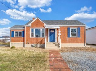 4713 Delray St NW, Roanoke, VA 24012