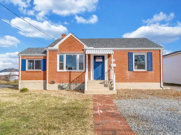 4713 Delray St NW, Roanoke, VA 24012