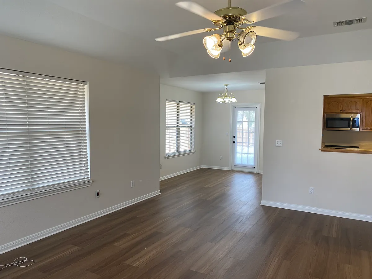 Building Photo - 2125 Keystone Dr