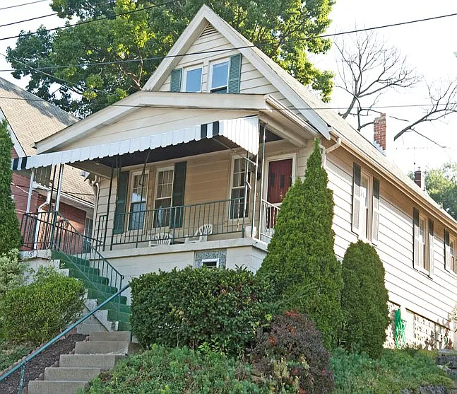 1661 Creedmoor Ave photo 1