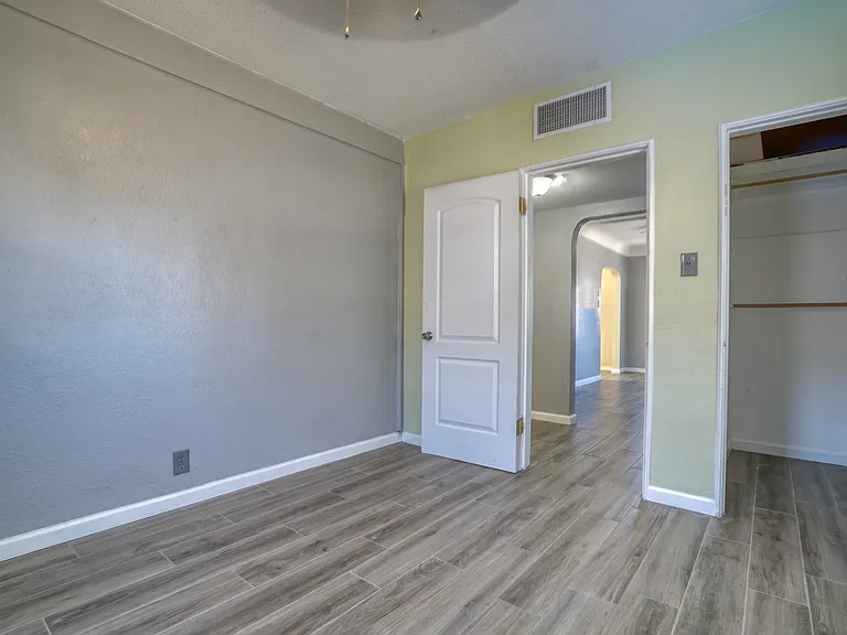 3900 Bliss Ave — Photo 11