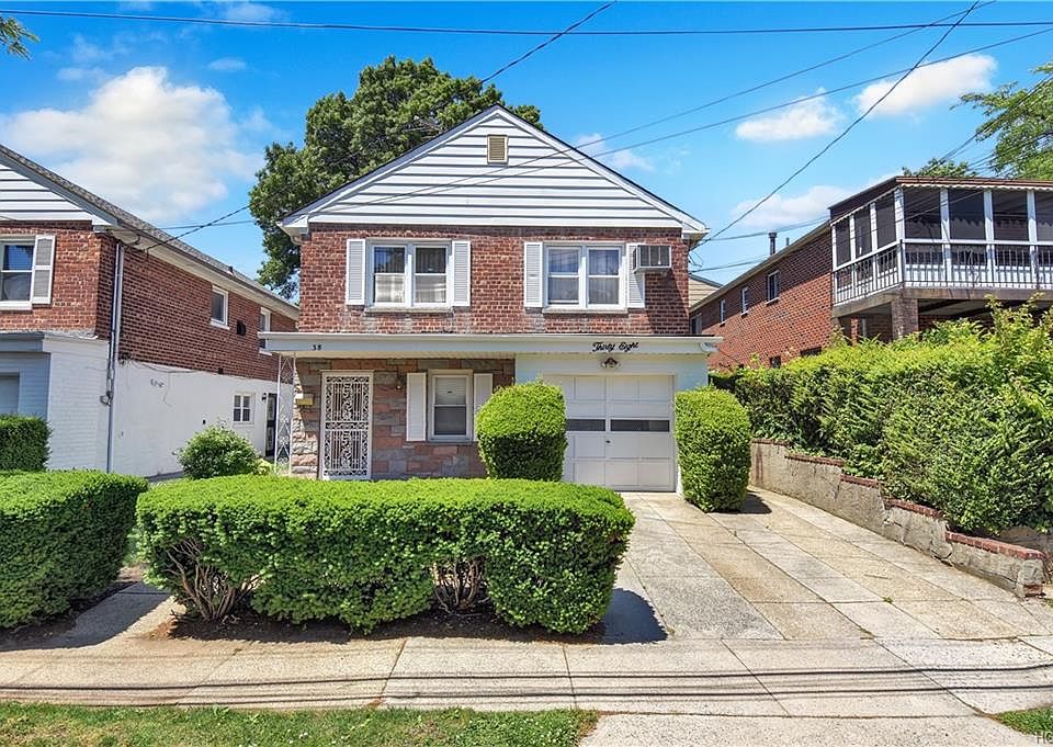 1st image of 38 Nuvern Ave