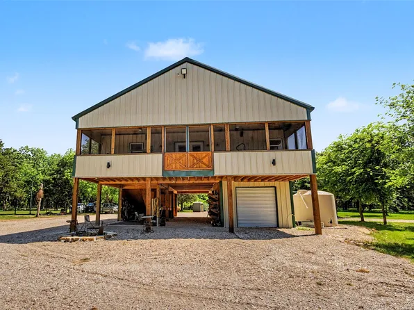 9439 County Road 103, Whitesboro, TX 76273
