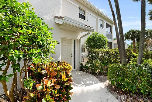 6800 Satinleaf Rd S #1-104 Photo 1