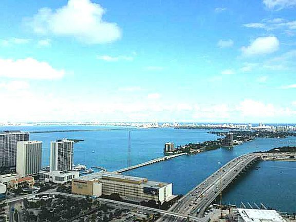 2nd image of 1100 Biscayne Building #5307