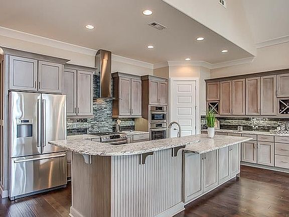 2nd image of 800 Cerrito Lndg