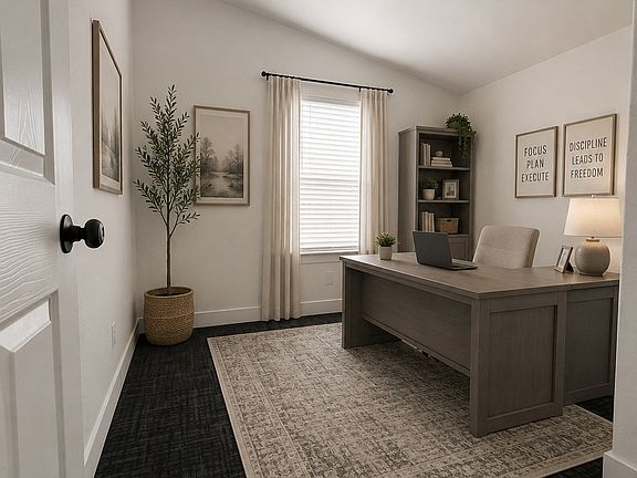 5th image of 482 E Clark St