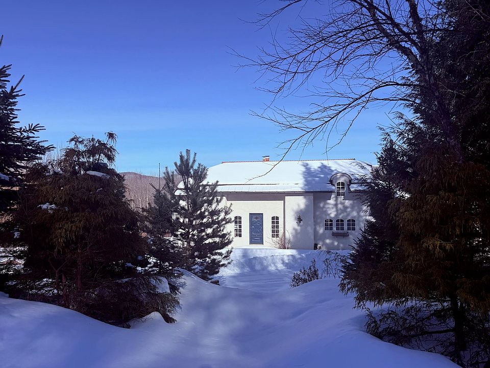 1st image of 1205 Hazen's Notch Road