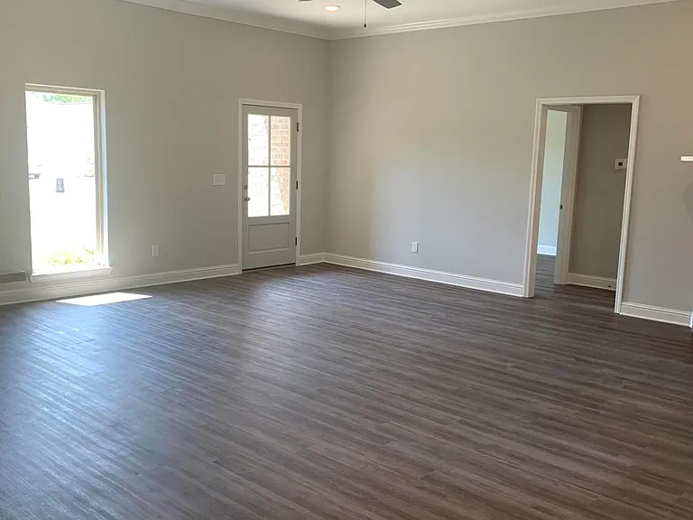 624 Westfield Dr — Photo 14