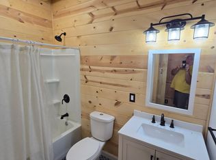 3789 Redmond Ridge Rd, Gallipolis Ferry, WV 25515
