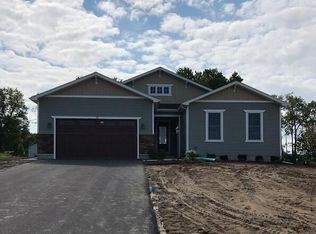 40 Windrow Way, Mechanicville, NY 12118