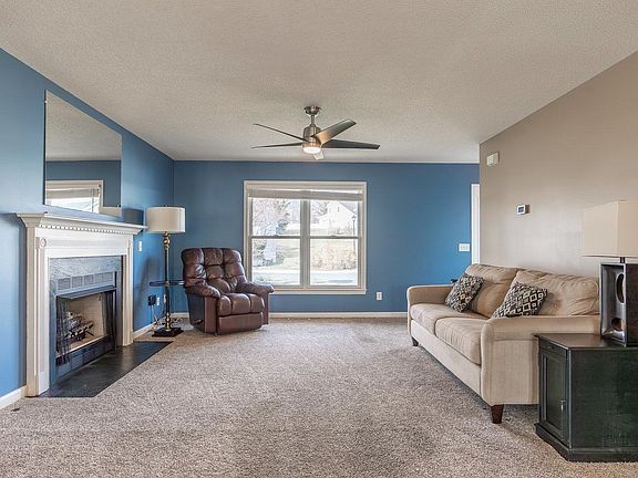 5th image of 1261 King Edwards Way